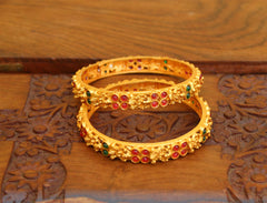 Matte Finish Temple Stone Bangles T3059