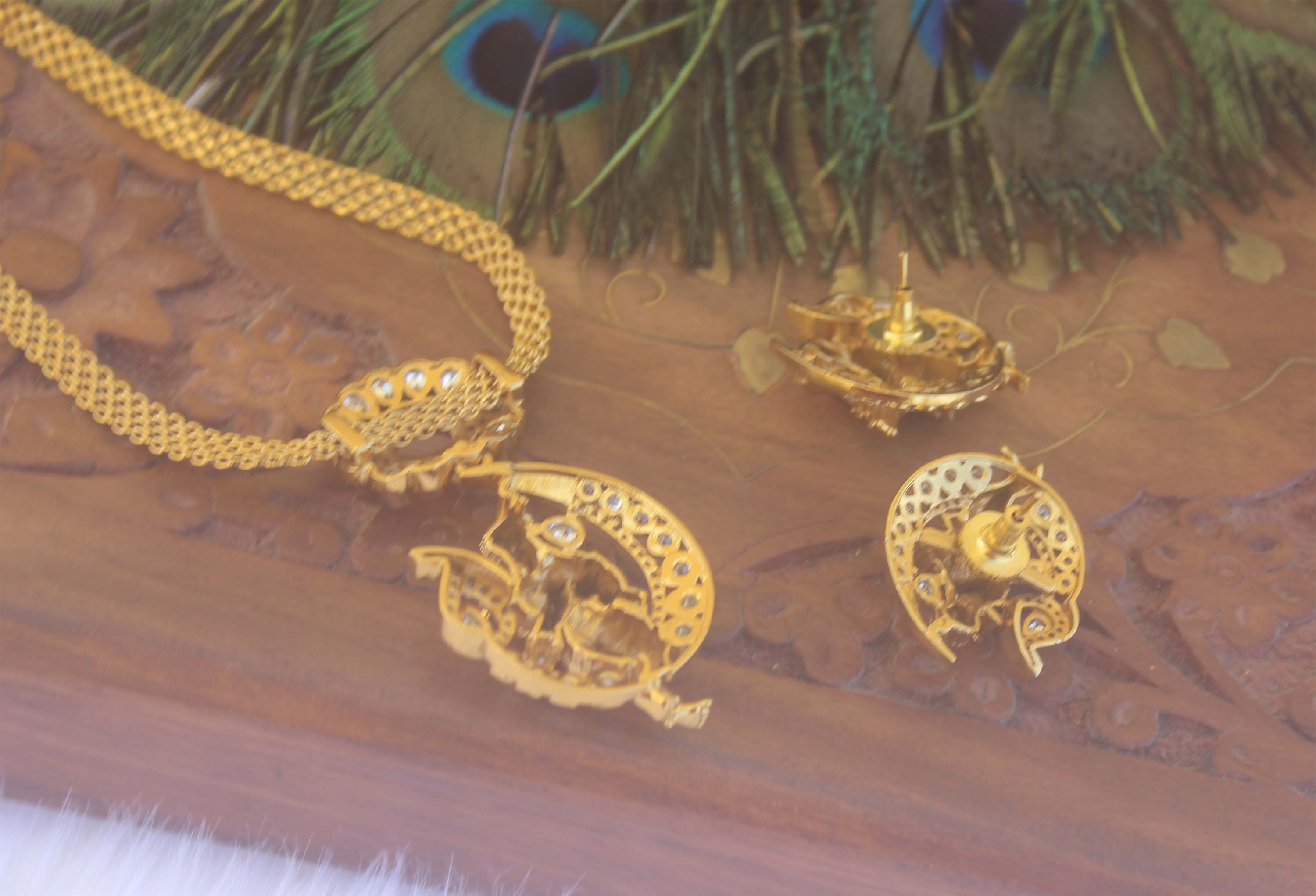 Premium Matte Finish Temple Krishna Necklace Set T2231