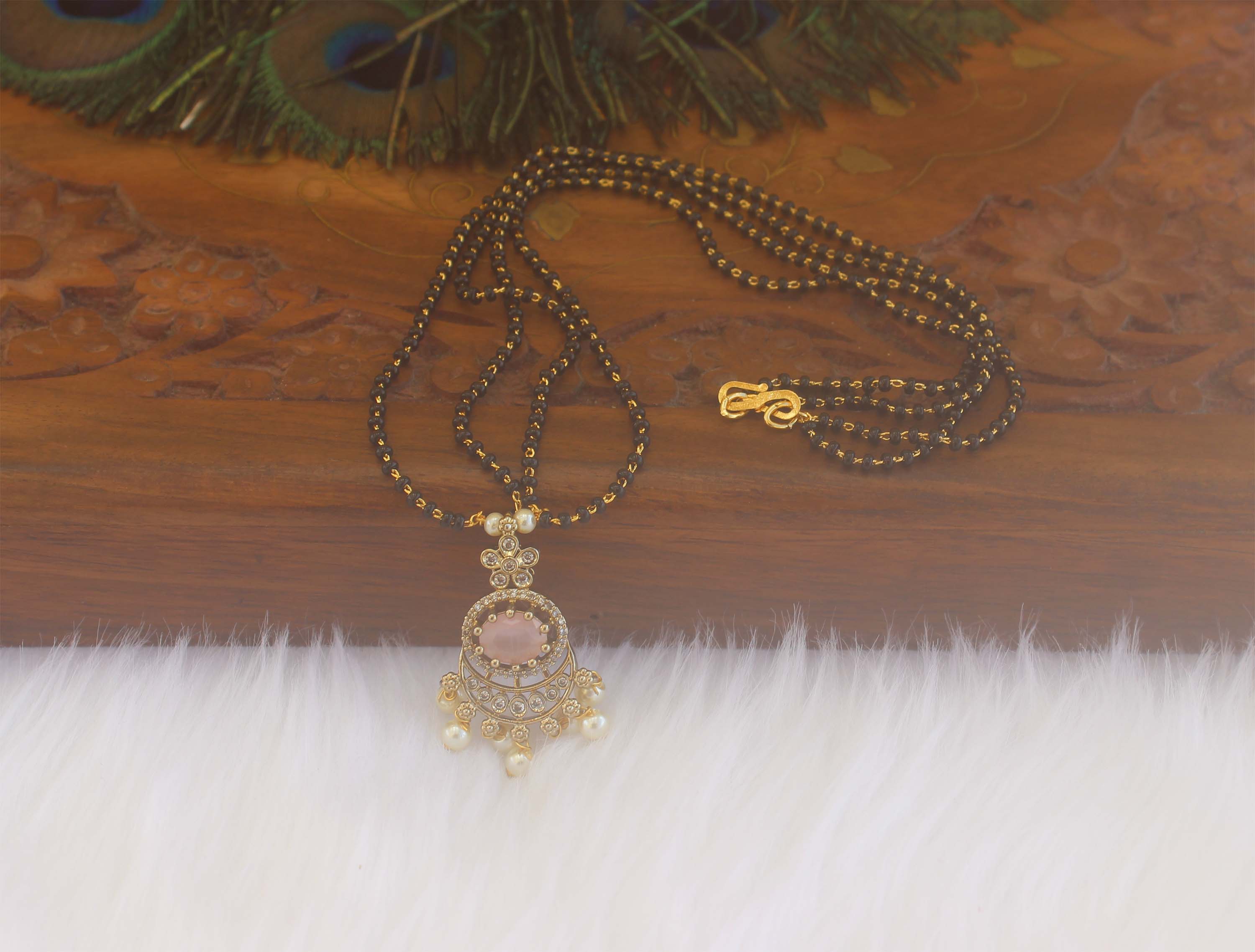 Stylish Black Beads Necklace T2165