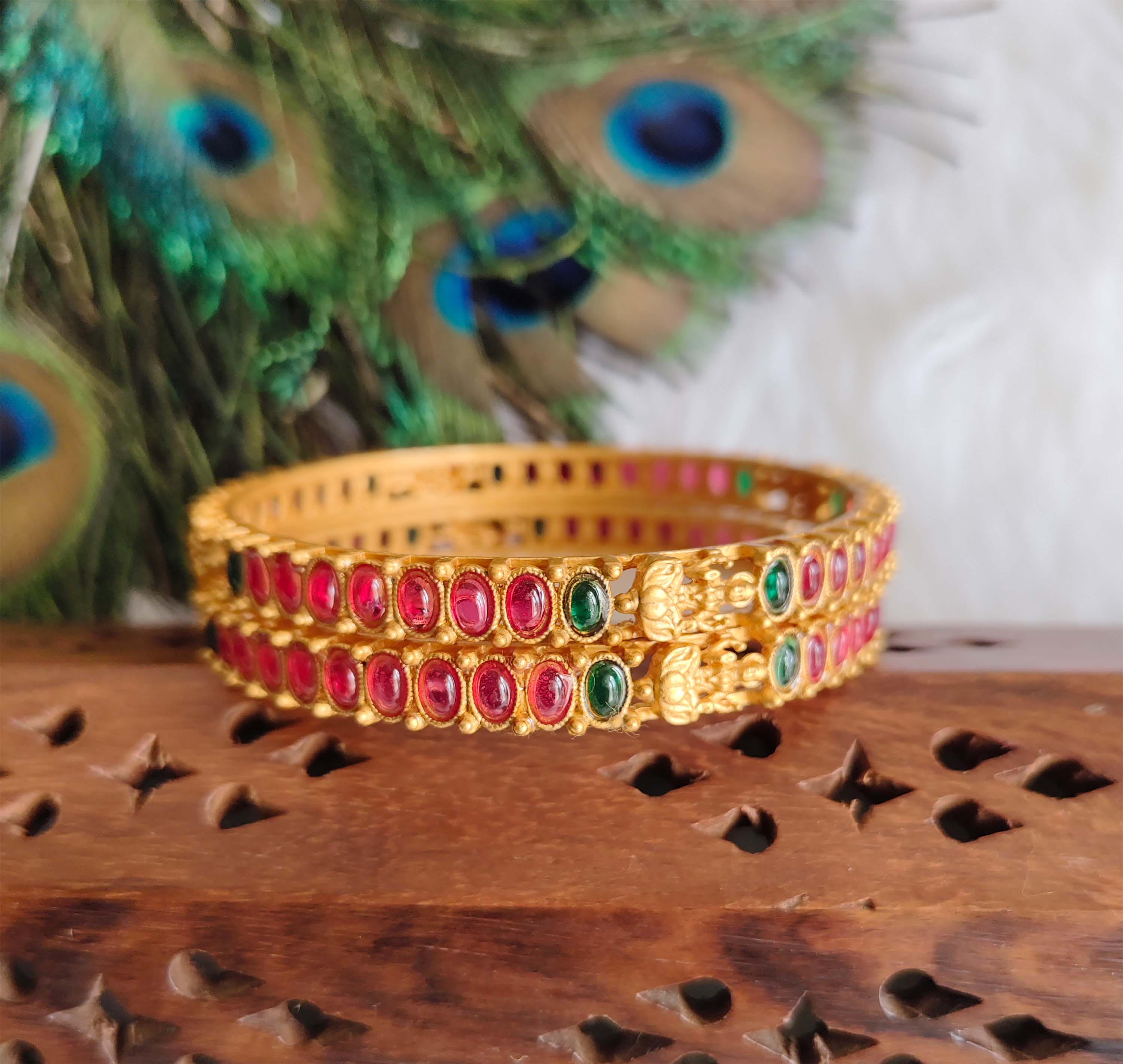 Matte Finish Kempu Stone Temple Bangles T3125