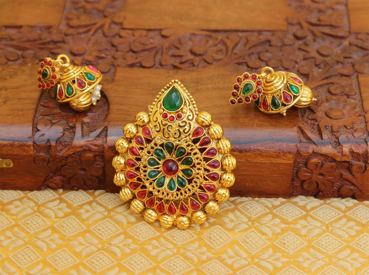 Gold Plated Stone Pendant Set T2819