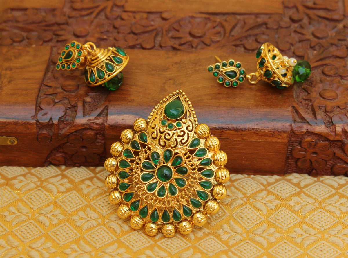 Gold Plated Stone Pendant Set T2821
