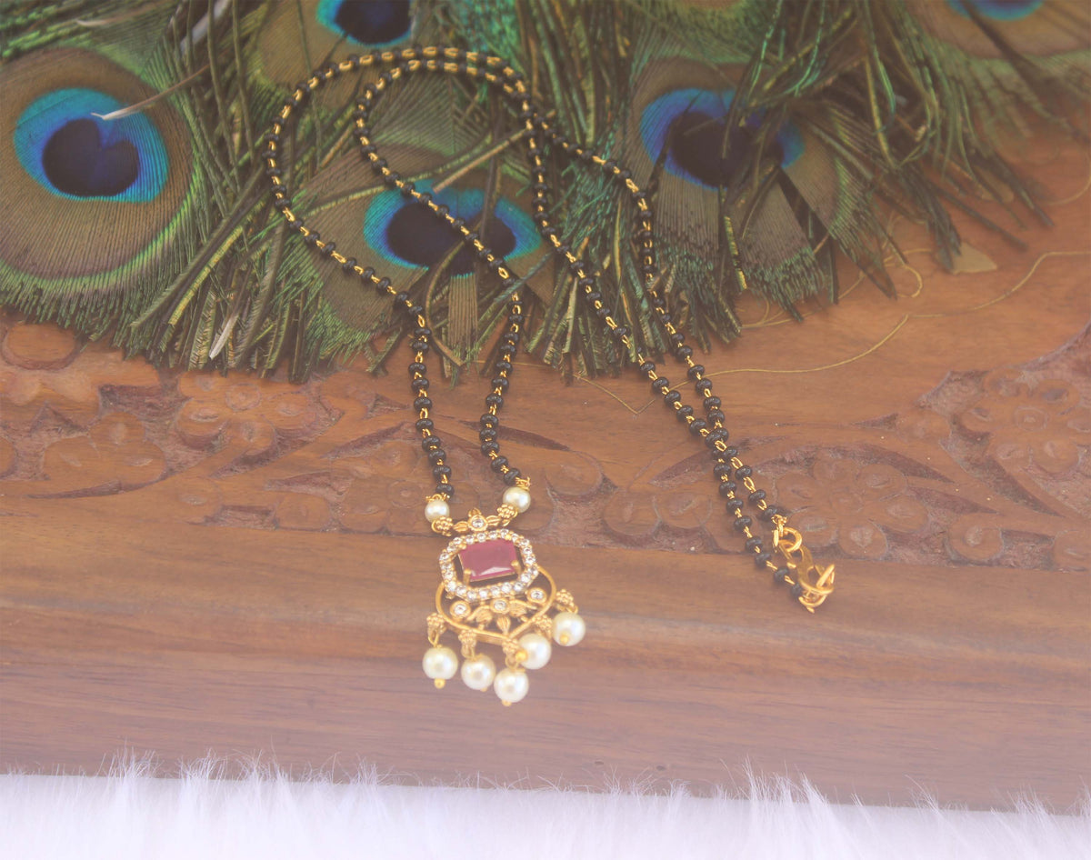 Gold Plated Stone Black Beads Necklace T2171