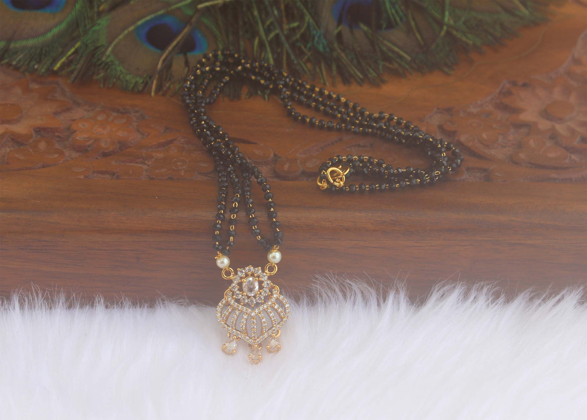 Trendy Black Beads Necklace T2215