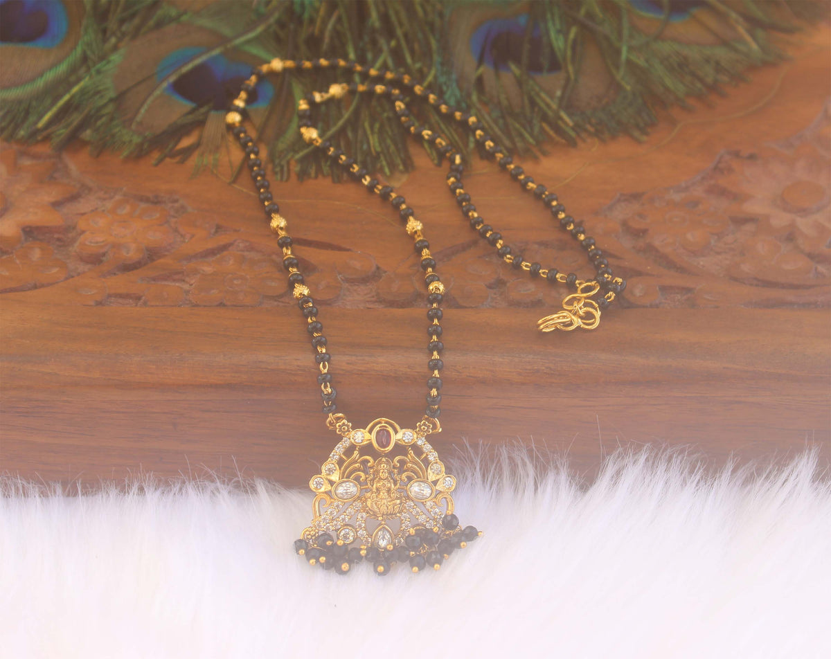 Stylish Temple Black Beads Necklace T2219