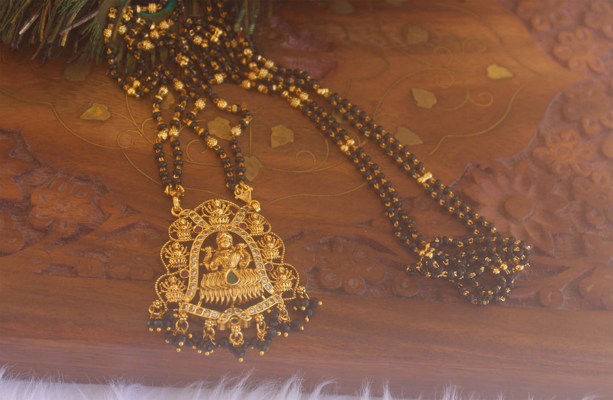 Long Temple Lakshmi Black Beads Necklace T2184