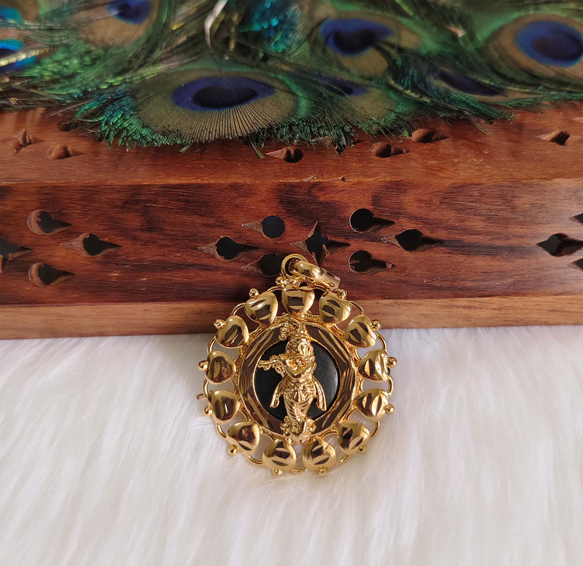 Kerala Temple Krishna Palakka Pendant T3162