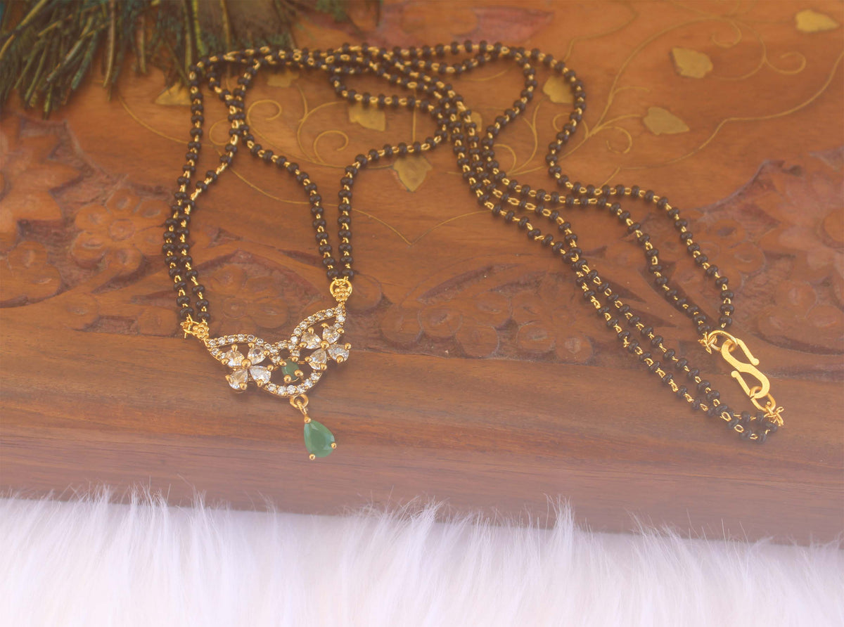 Stylish Stone Black Beads Necklace T2197